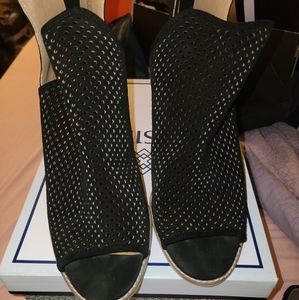 Black Susina Kinston pump